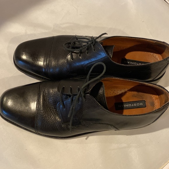 Bostonian Men\'s Wenham Cap Oxford black Size 11.5